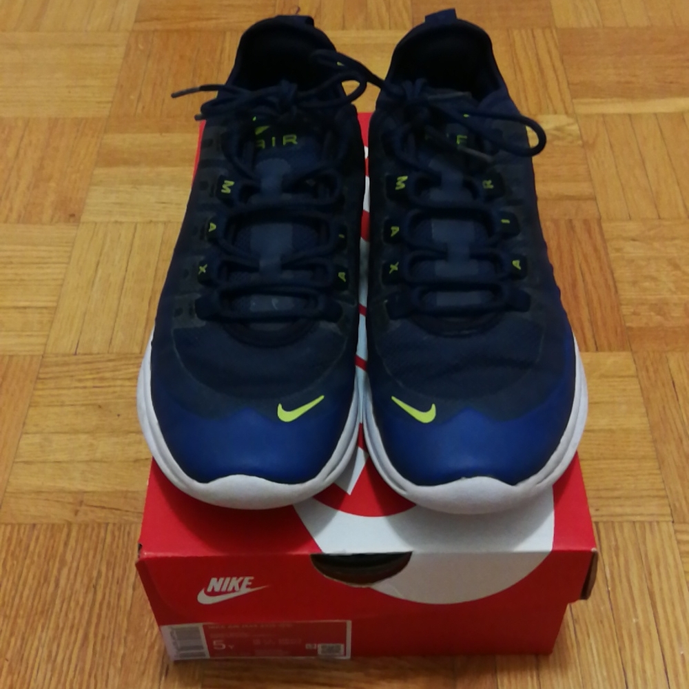Youth US 5Y Nike Air Max Shoes